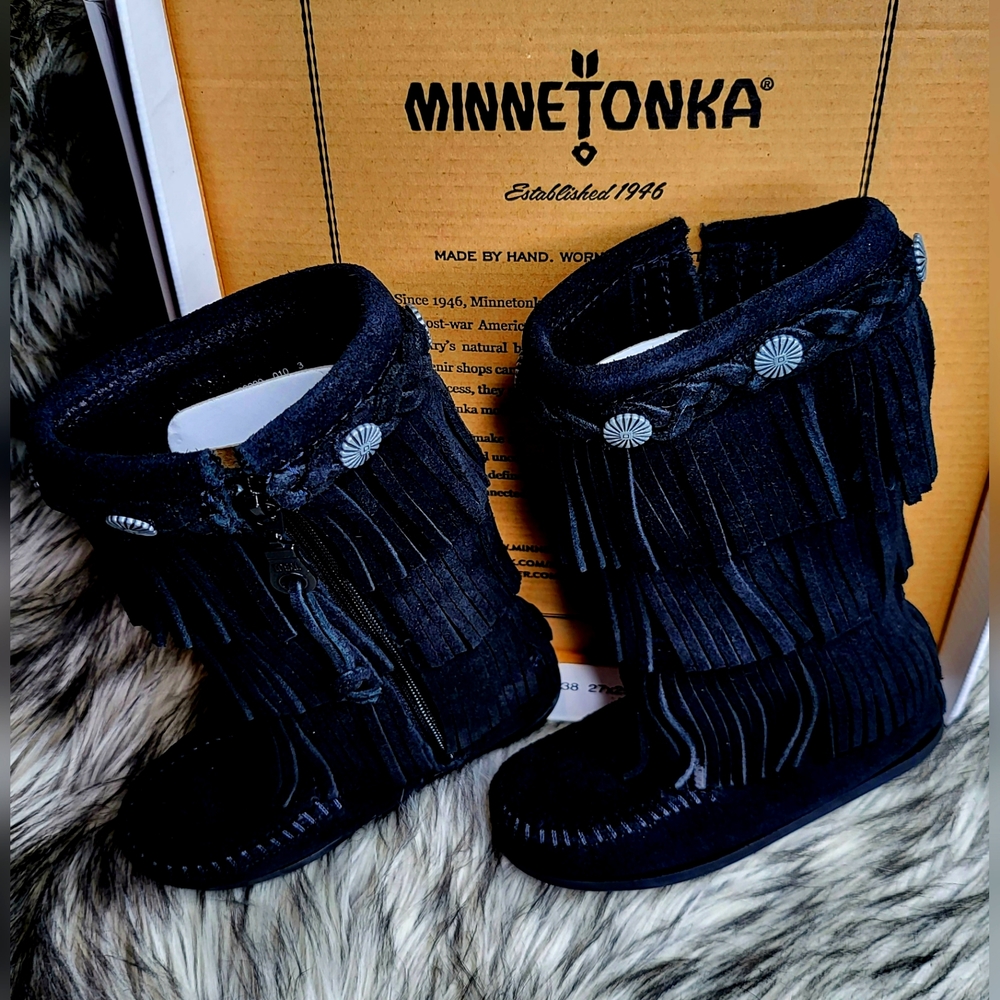 MINNETONKA 3 LAYER FRINGE TODDLER/BABY BOOT